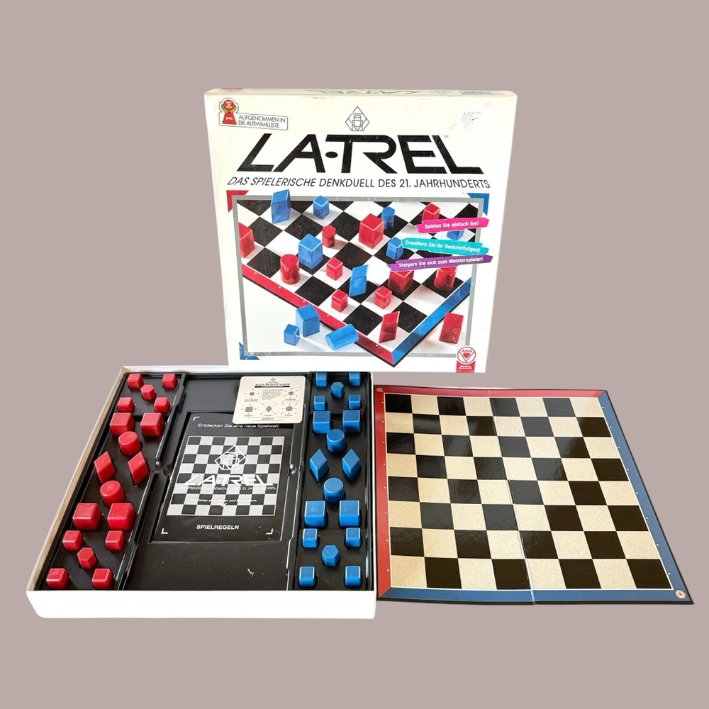 Vintage 1994 La-Trel ASS German 1st Edition Millenium Games Abstract Stategy